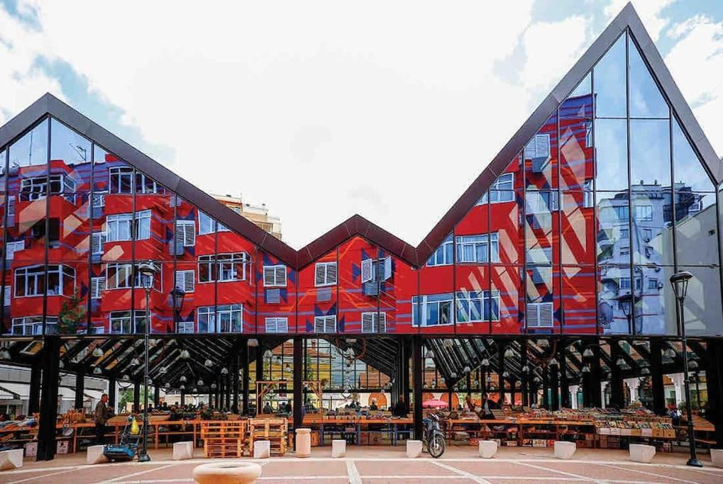 City Centre Big Art'Partment Heart Of The Capital ティラナ エクステリア 写真