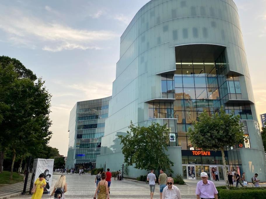 City Centre Big Art'Partment Heart Of The Capital ティラナ エクステリア 写真