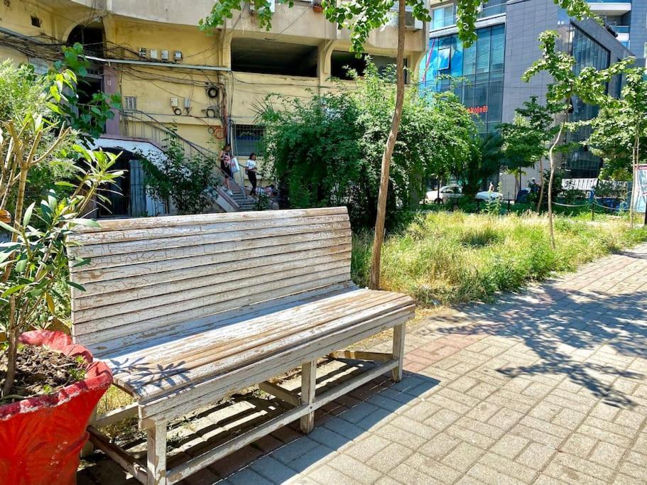 City Centre Big Art'Partment Heart Of The Capital ティラナ エクステリア 写真